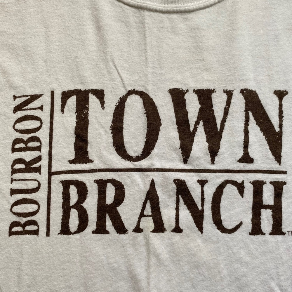 THRASHED Town Branch Bourbon T-Shirt Mens XL White Gildan Cotton Distillery Tee - Picture 2 of 9